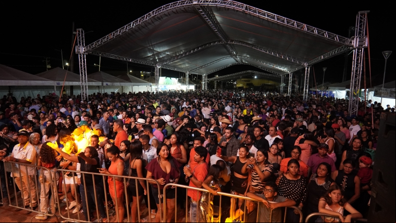 Noticia festa-do-trabalhador-reune-5-mil-confresenses-para-comemoracao-tradicional-no